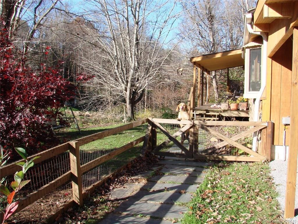 224 Valley Street - Photo 21