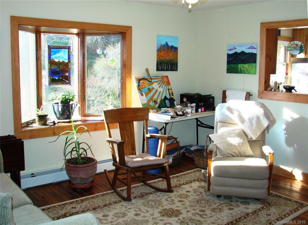 224 Valley Street - Photo 6