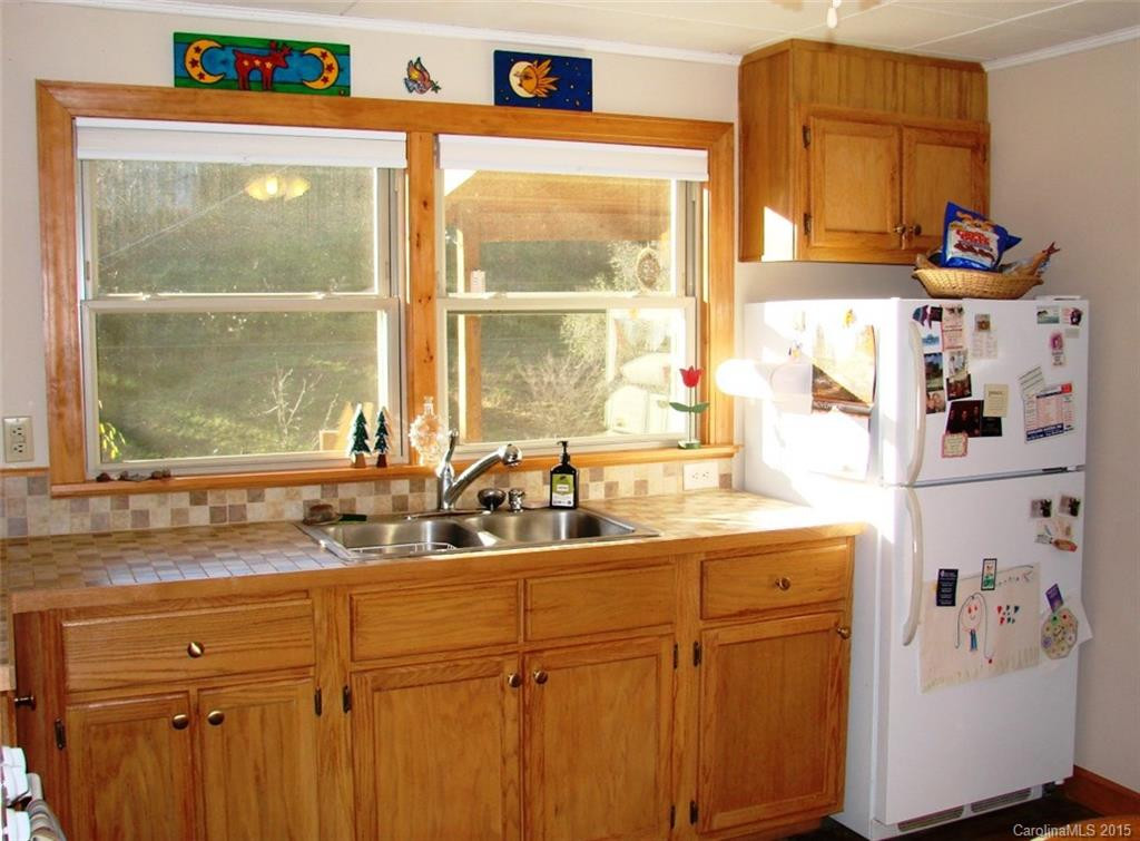 224 Valley Street - Photo 8