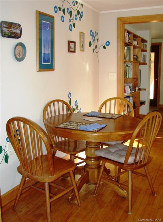 224 Valley Street - Photo 10