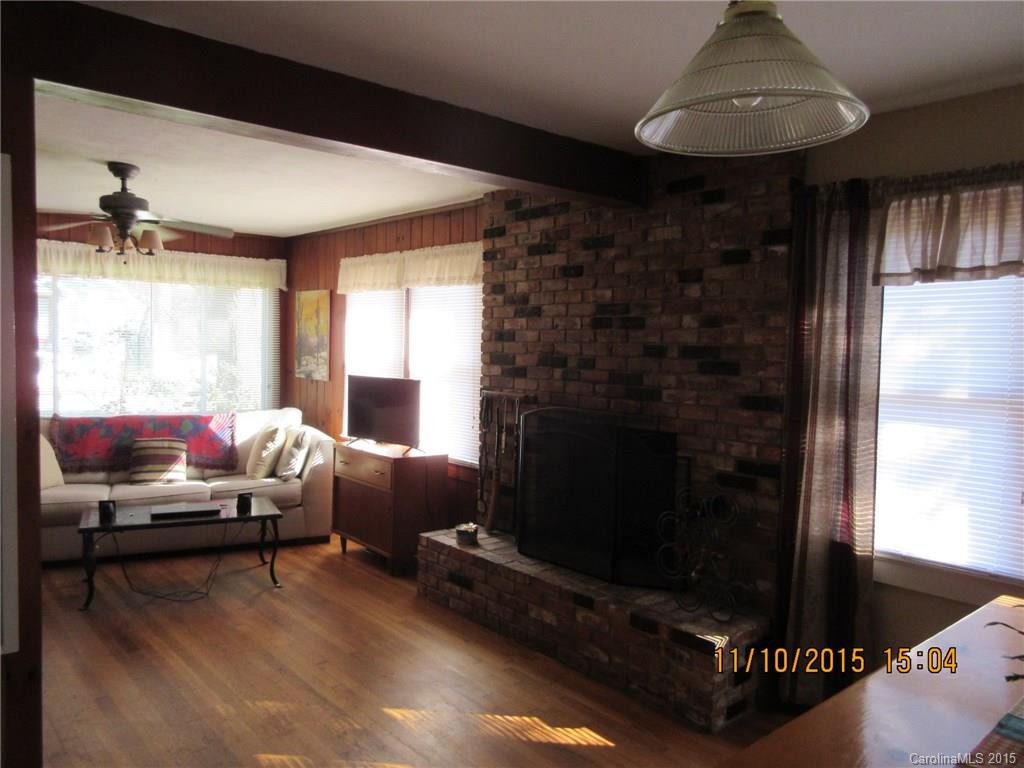 84 Varsity Street - Photo 3