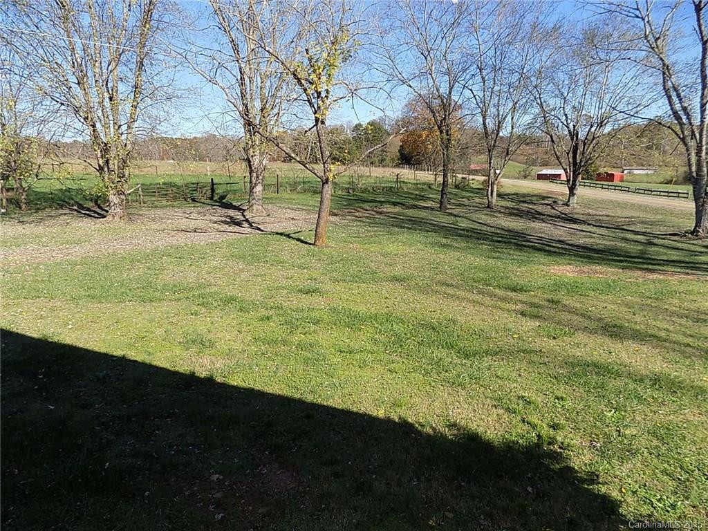 504 Jim Dobbins Road - Photo 2