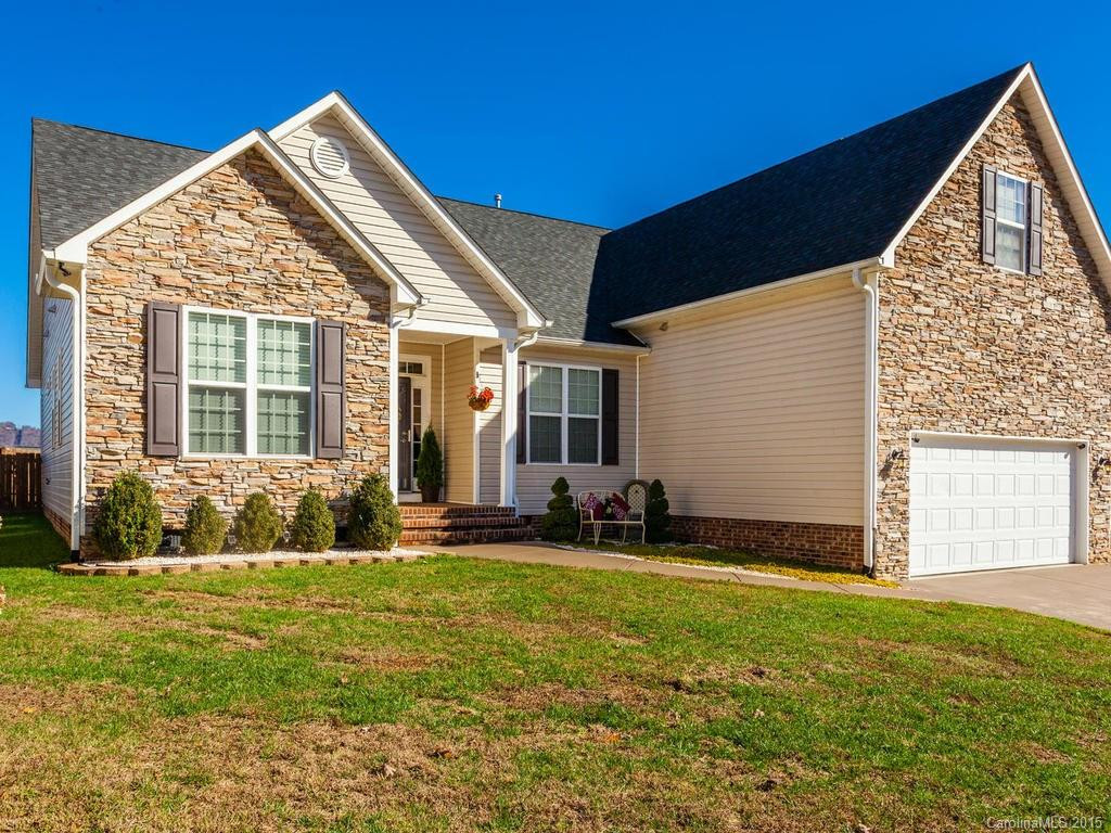 8 Stonebury Drive - Photo 2