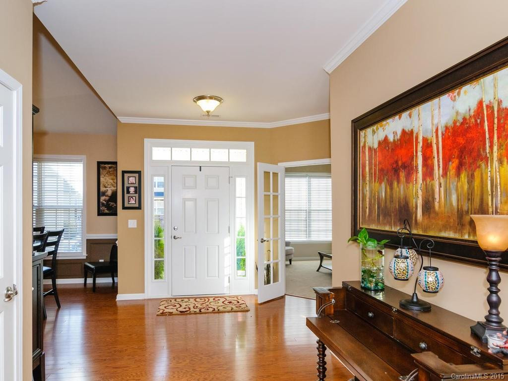 8 Stonebury Drive - Photo 3
