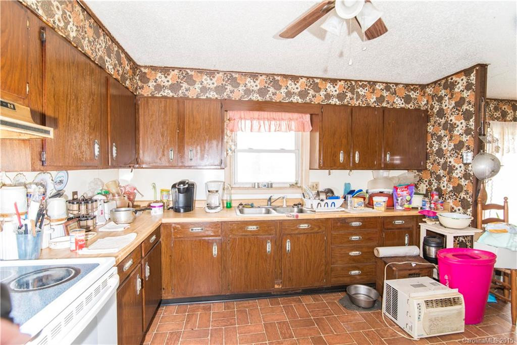 141 Mayberry Drive - Photo 12