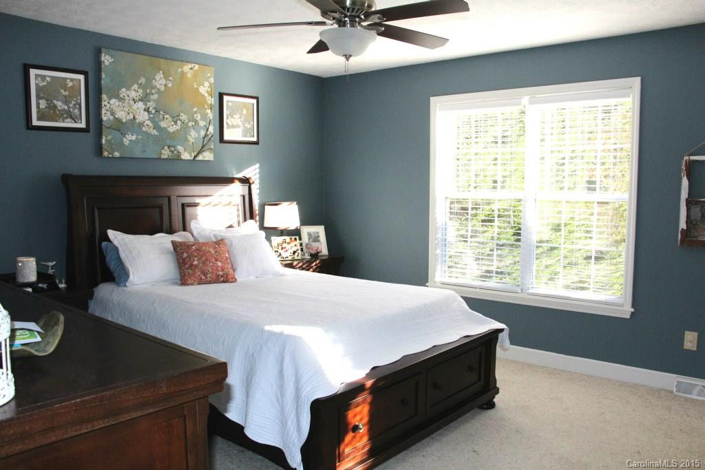 111 Forest Avenue - Photo 12