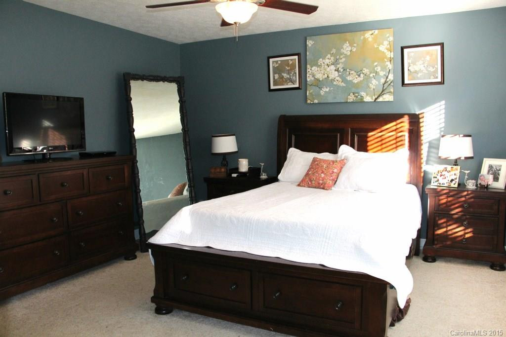 111 Forest Avenue - Photo 13