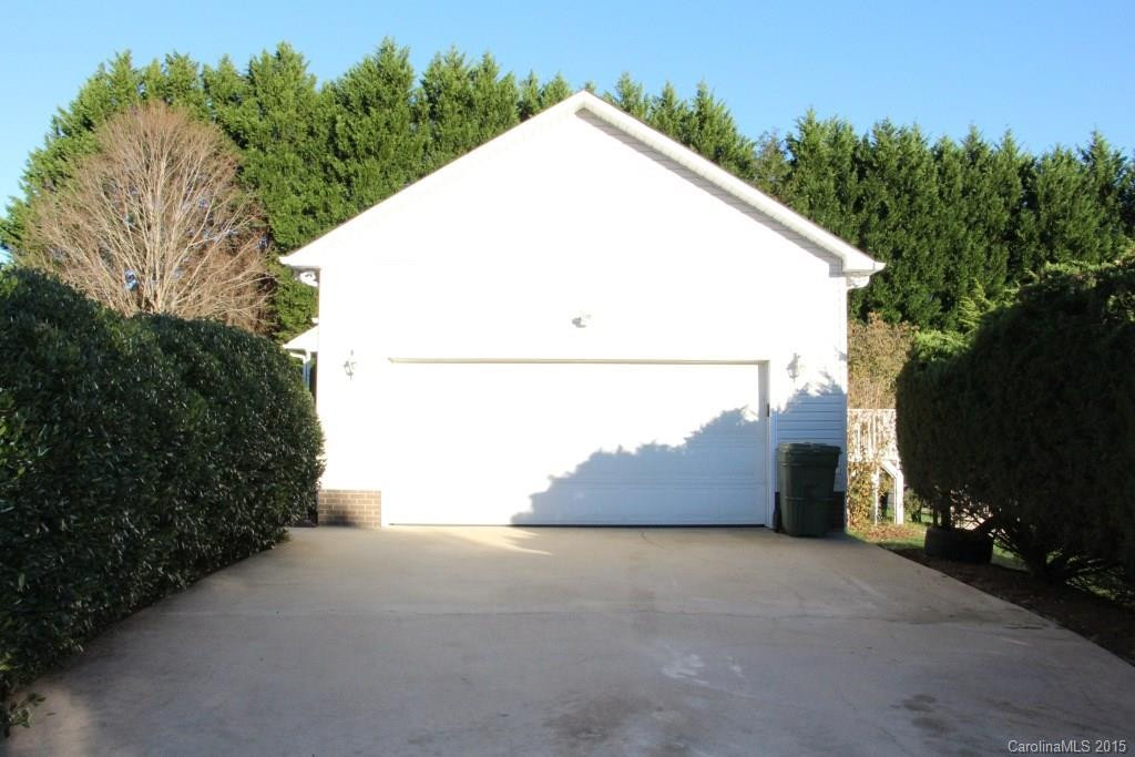 111 Forest Avenue - Photo 22