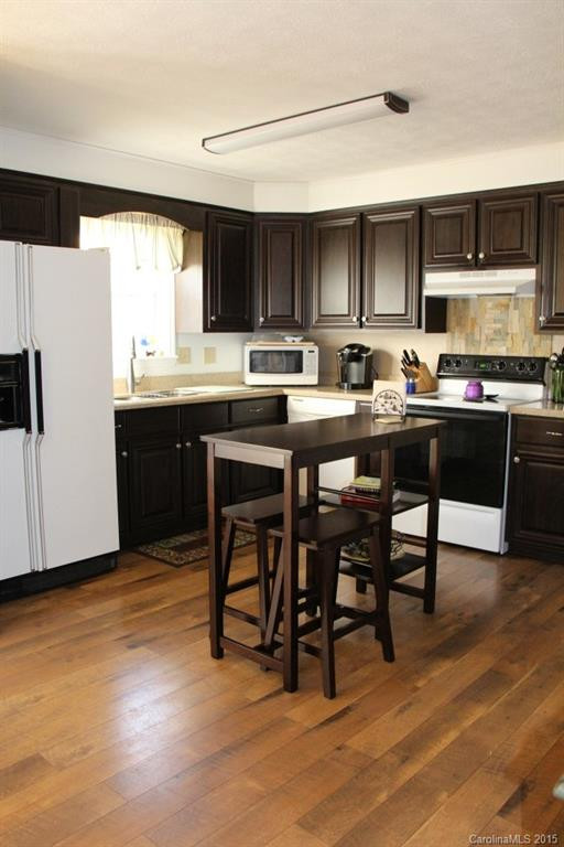 111 Forest Avenue - Photo 9