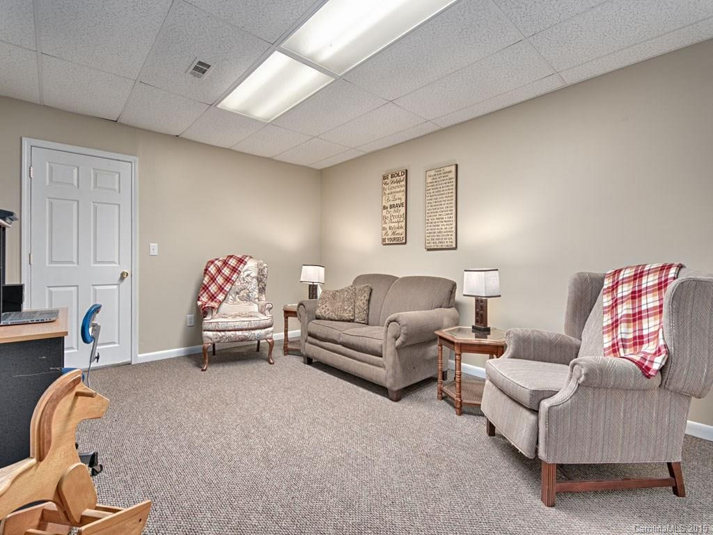 115 Quiet Woods Drive #65 - Photo 17