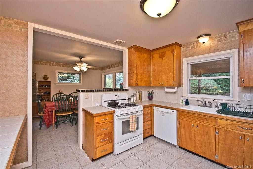 10 Beechwood Road #5 - Photo 11