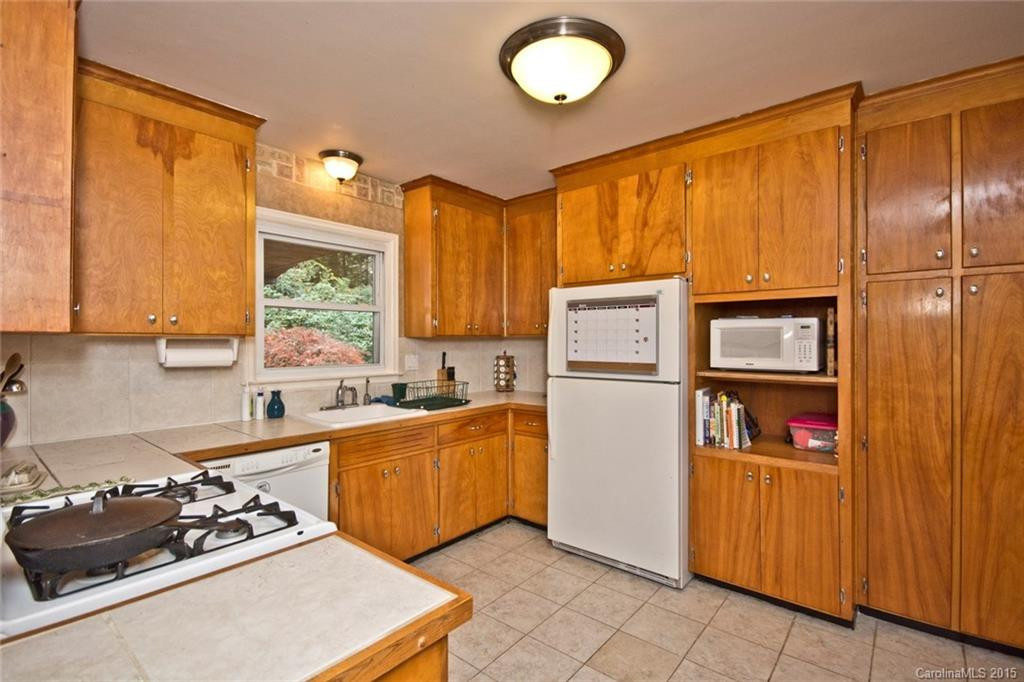10 Beechwood Road #5 - Photo 12