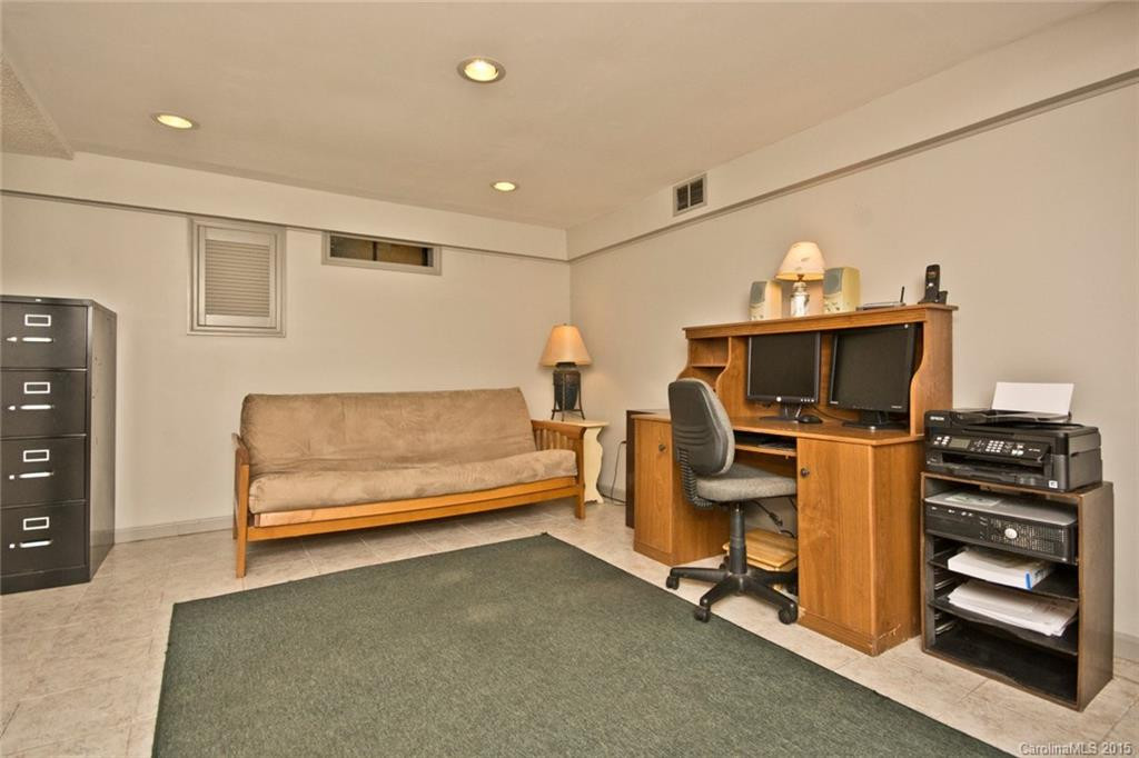 10 Beechwood Road #5 - Photo 19