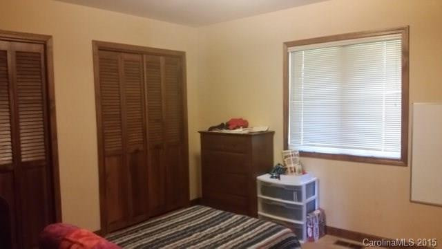 1027 Fairview Road - Photo 2