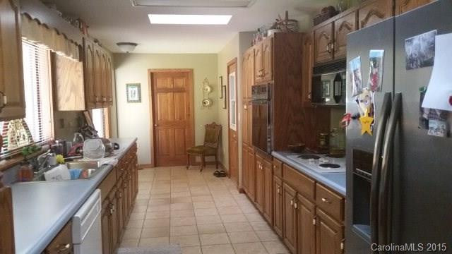 1027 Fairview Road - Photo 6