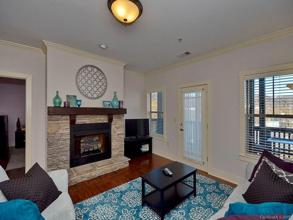 9 Kenilworth Knoll #209 - Photo 3