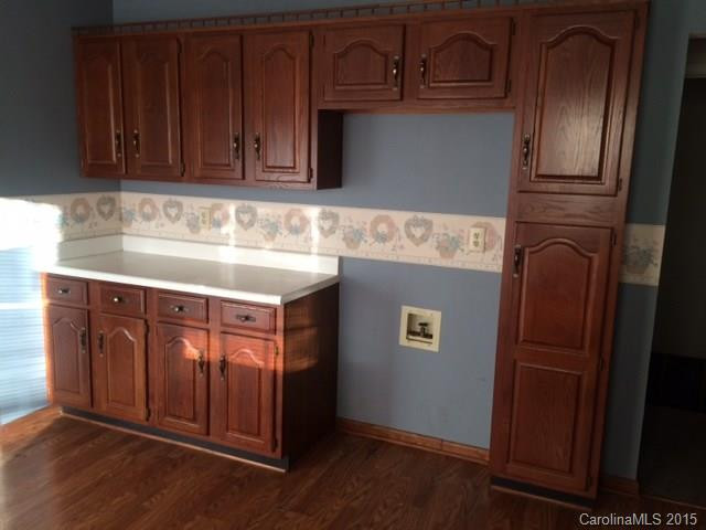228 Holly Hills Drive - Photo 8