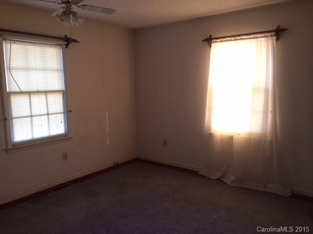228 Holly Hills Drive - Photo 10