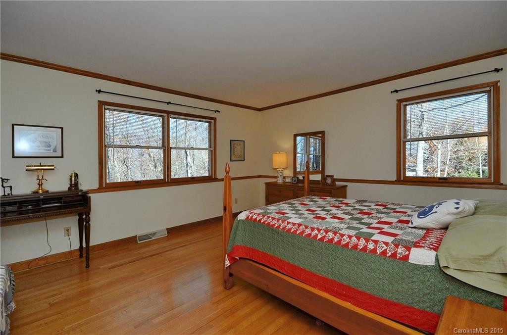 201 Oakwood Lane - Photo 11