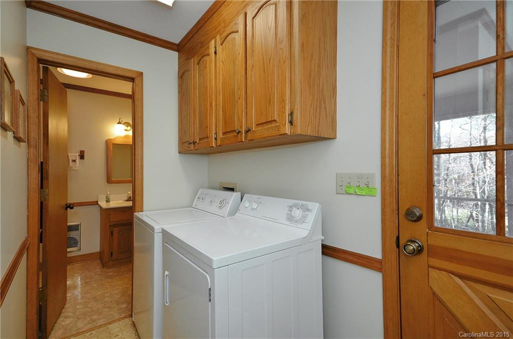 201 Oakwood Lane - Photo 16