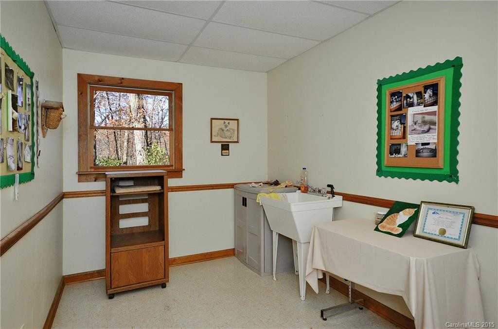 201 Oakwood Lane - Photo 21
