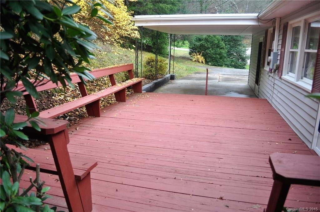 517 Valley Road - Photo 3