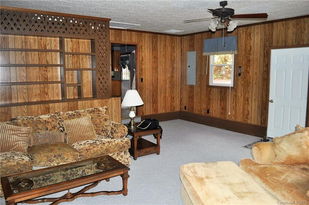 517 Valley Road - Photo 9