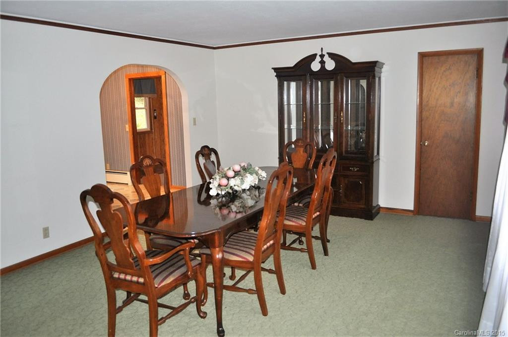 517 Valley Road - Photo 10