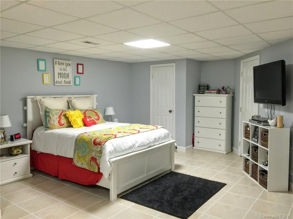 877 Mountain Haven Drive - Photo 11