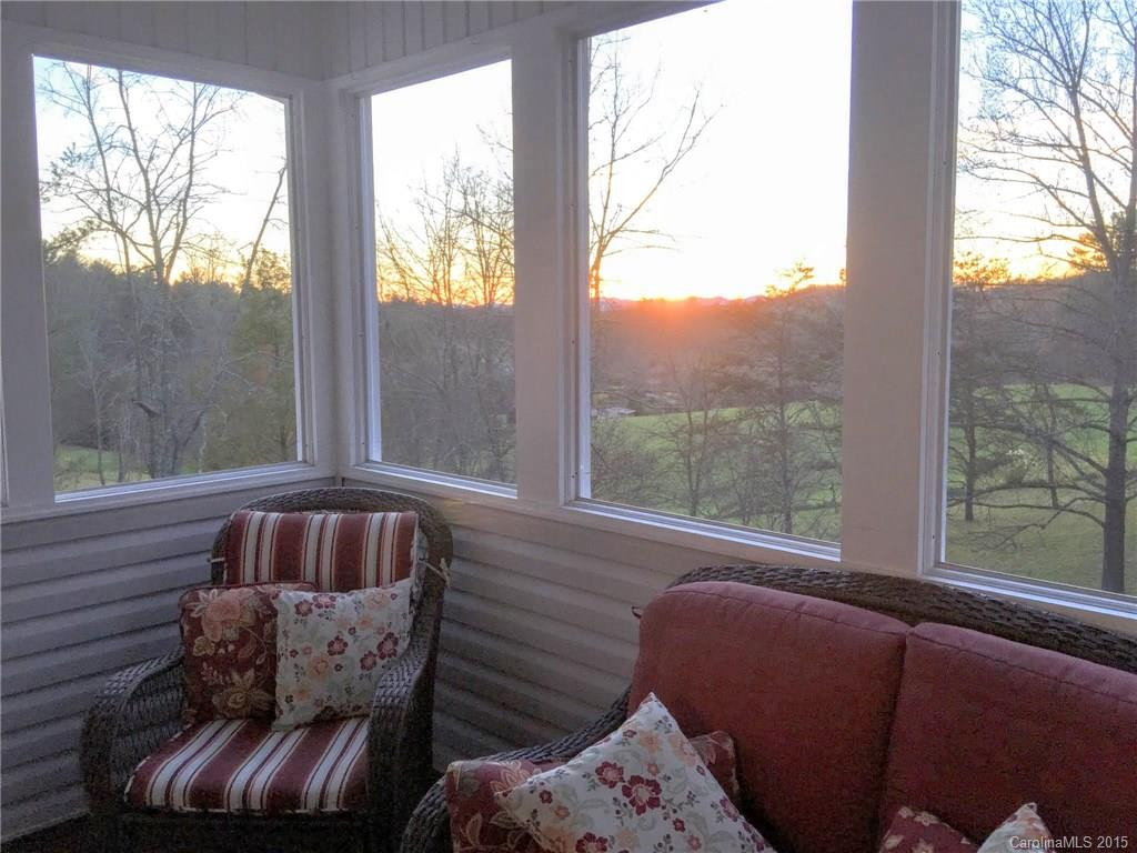 877 Mountain Haven Drive - Photo 4