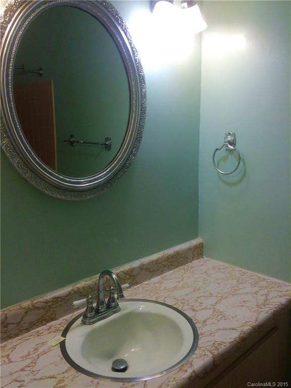 31 Brookcliff Drive #24 - Photo 10