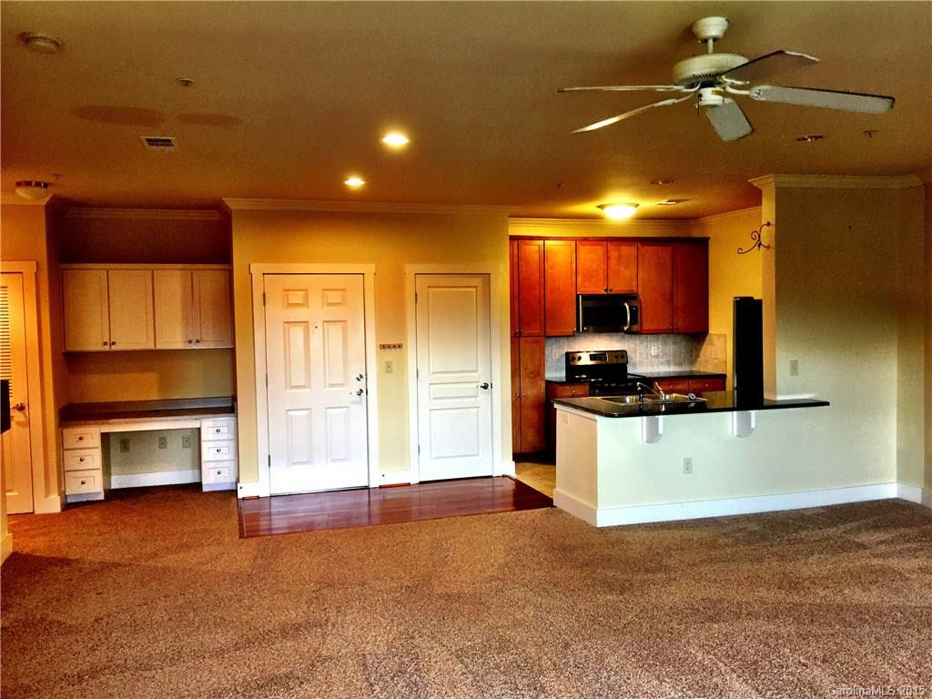 9 Kenilworth Knoll #Unit 304 - Photo 3