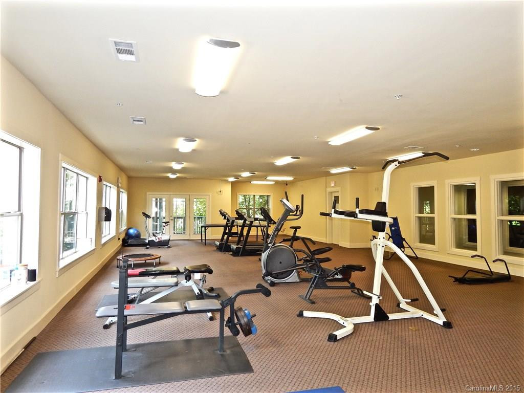 9 Kenilworth Knoll #Unit 304 - Photo 8
