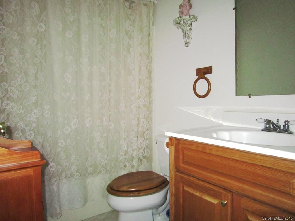 685- Graham Road - Photo 16