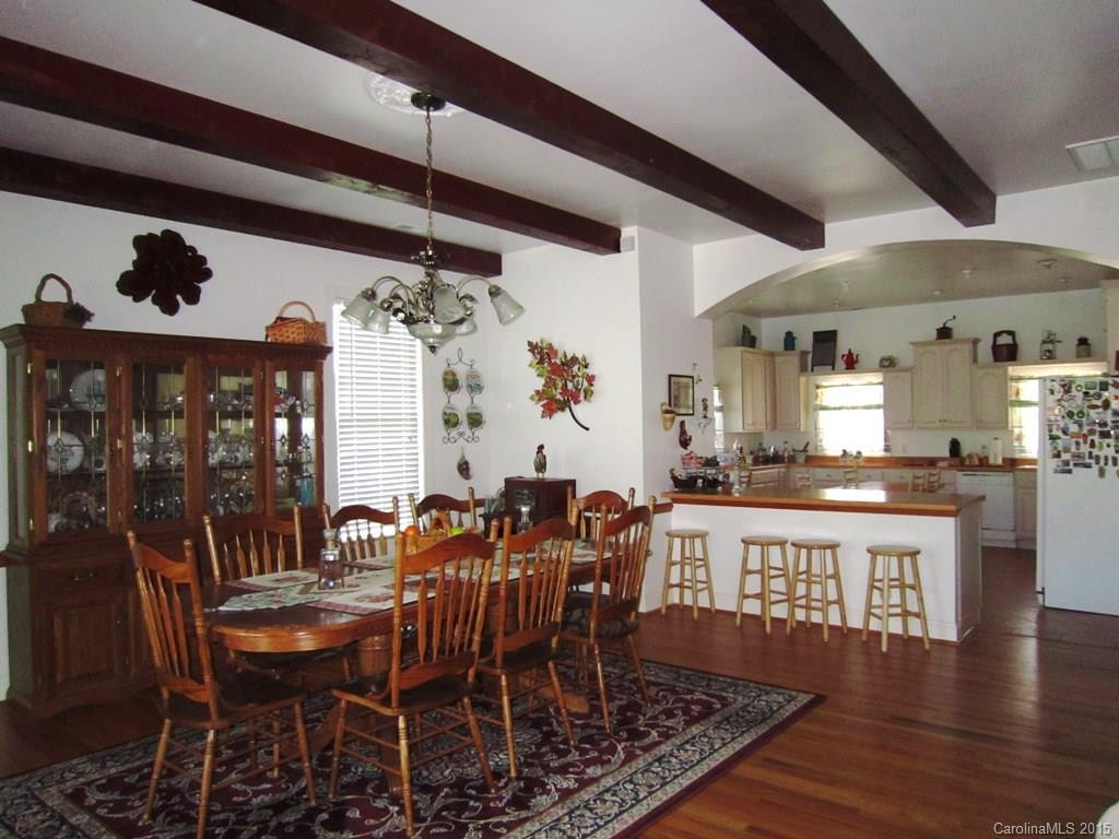 685- Graham Road - Photo 5