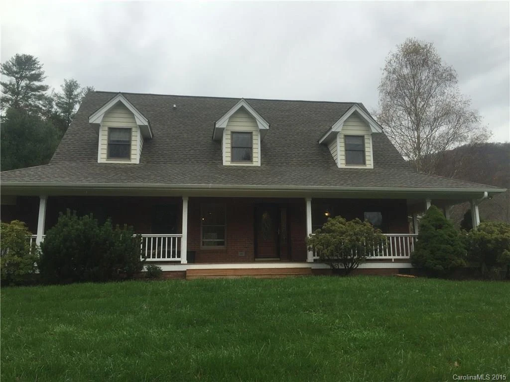 302 RoseHill Road