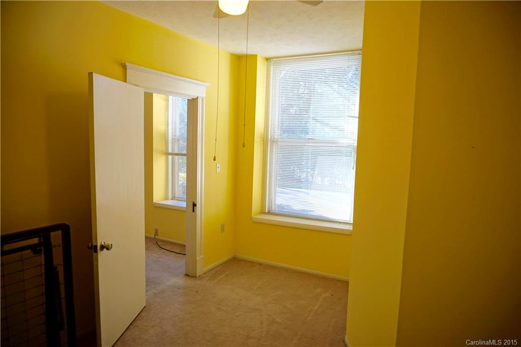 622 Haywood Street #B-6 - Photo 6