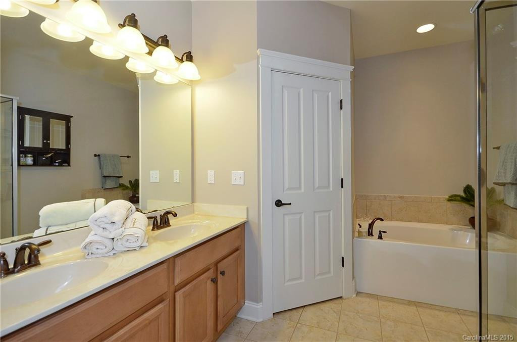 15 Kaufmann Stone Way - Photo 12