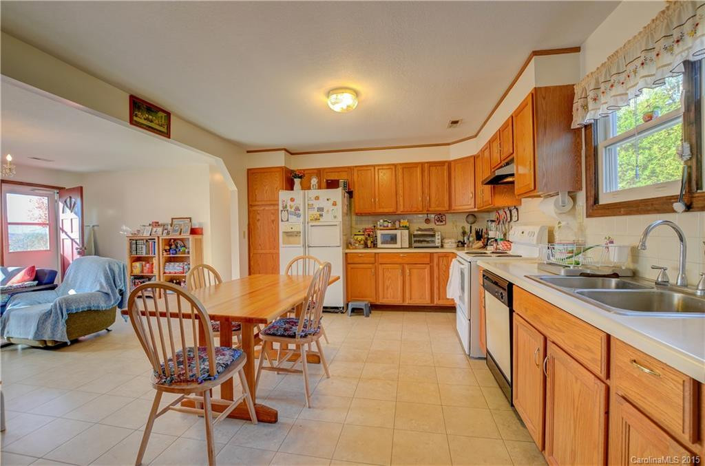 139 Cove Springs Road - Photo 4