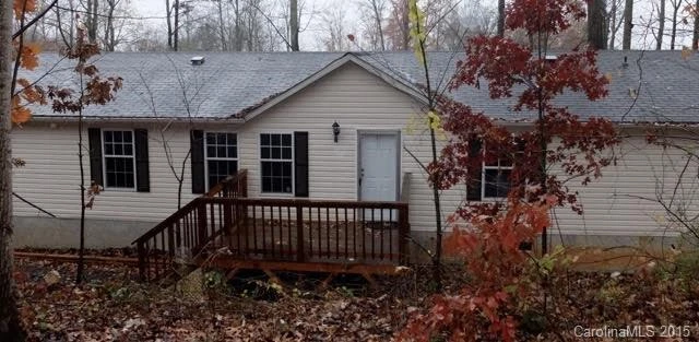 60 Evelyn Acres Drive