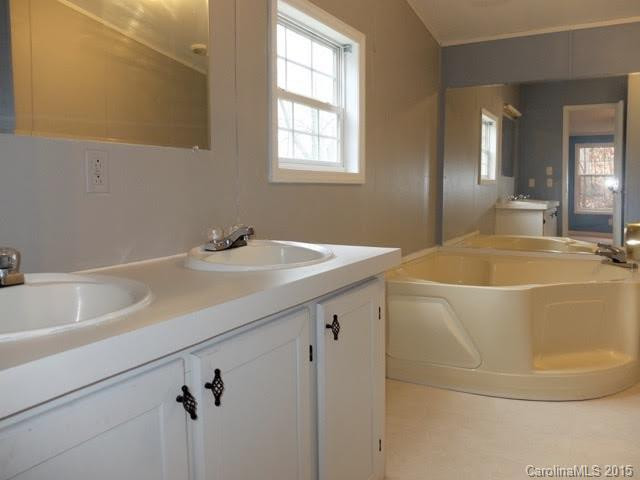 60 Evelyn Acres Drive - Photo 12