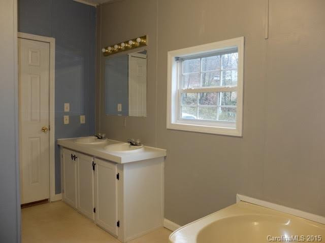 60 Evelyn Acres Drive - Photo 17