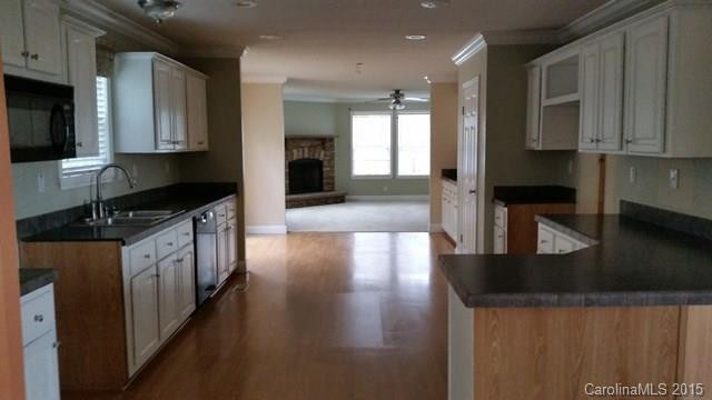 18 Phoenix Circle - Photo 6