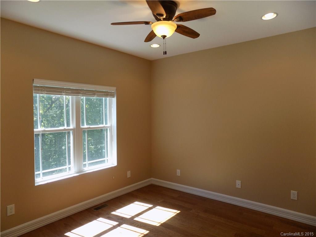 486 Timberland Drive - Photo 11