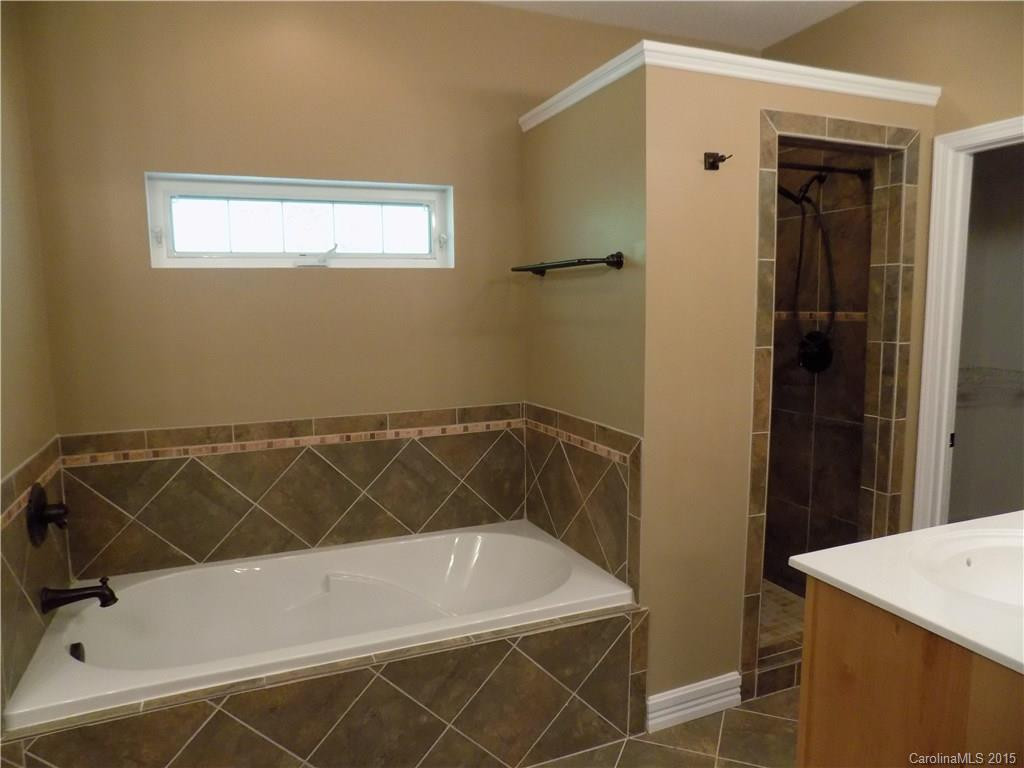 486 Timberland Drive - Photo 5