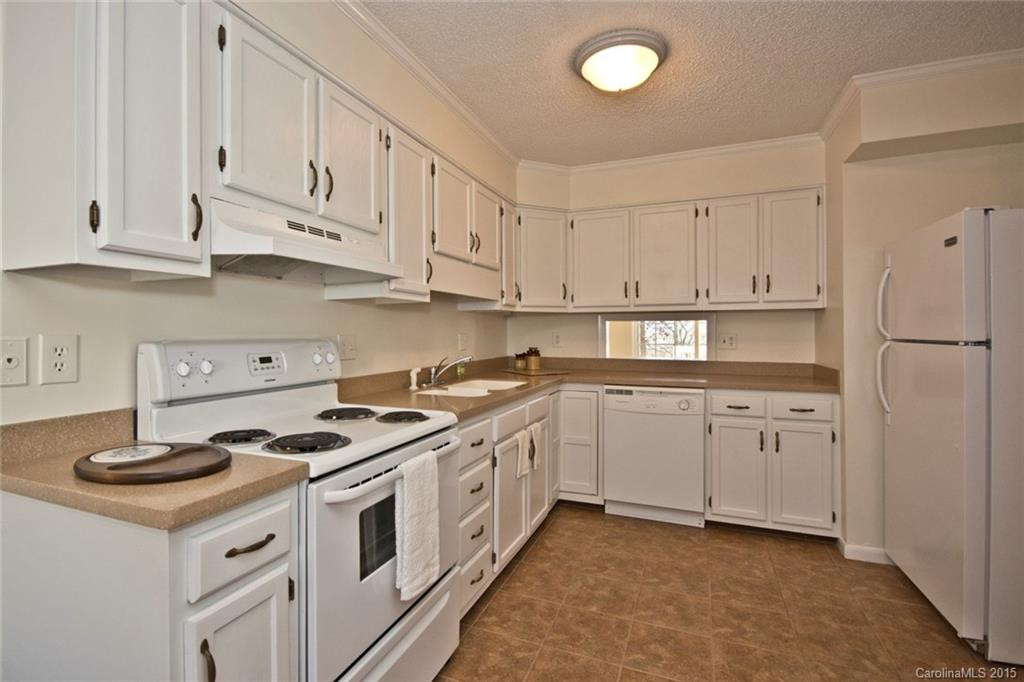 12 Hollybrook Drive #12 - Photo 16