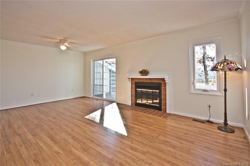 12 Hollybrook Drive #12 - Photo 5