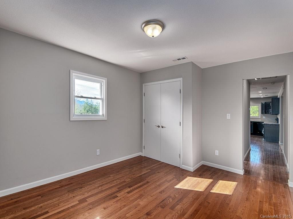 22 Walt Haven Drive - Photo 3