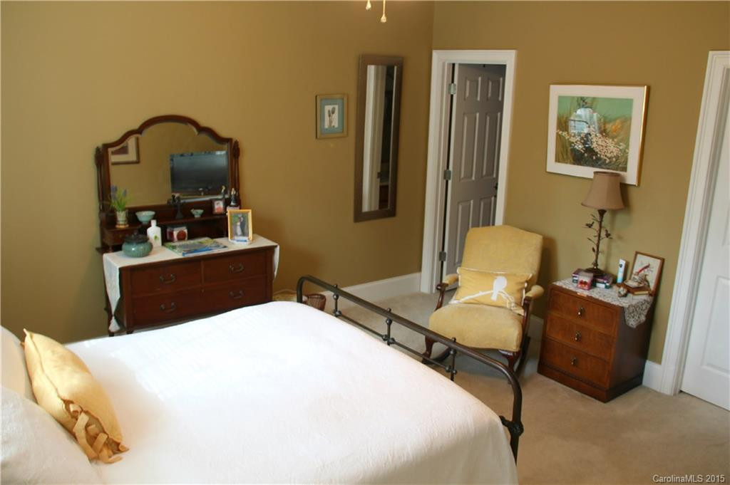 14 Sherwood Forest Drive #8R - Photo 11