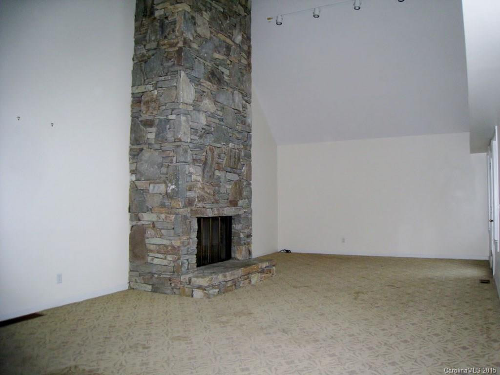 363 Rickel Drive - Photo 2